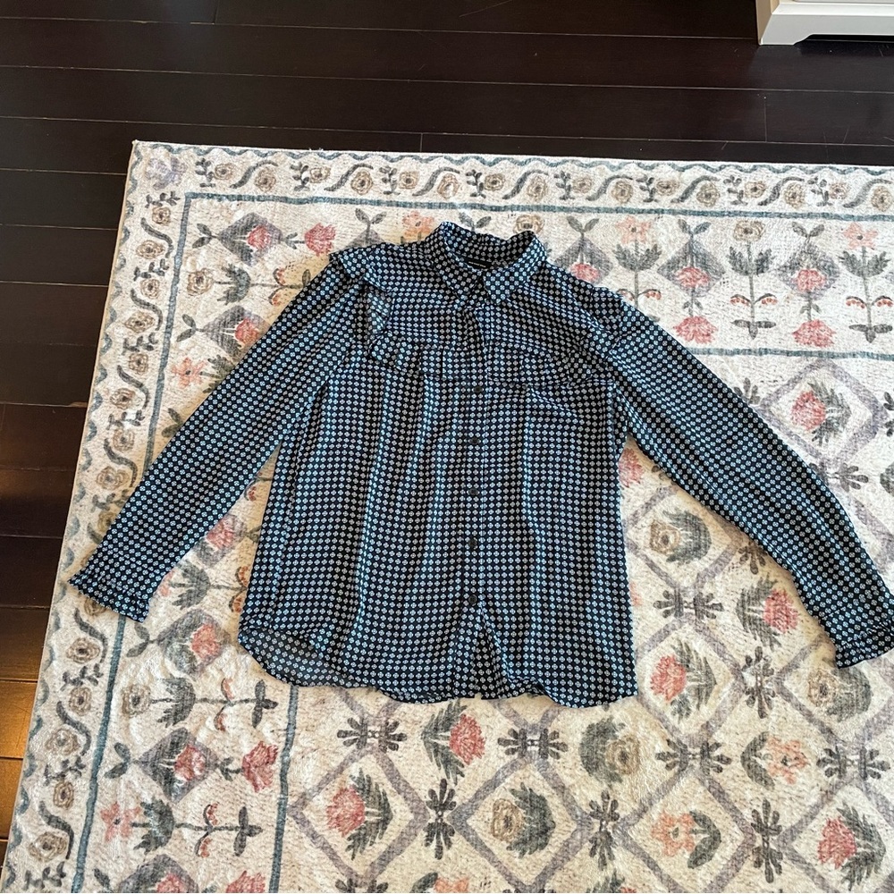 Who What Wear Western Floral Ruffle Button Down Size M